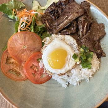 Ong Jas Viet Kitchen - Rice plate Grilled Beef Short Ribs Add On Sunny Side Egg - Vietnamese Near Me - Pearland, Texas Ong Jas Viet Kitchen - Rice plate Grilled Beef Short Ribs Add On Sunny Side Egg - Vietnamese Near Me - Pearland, Texas