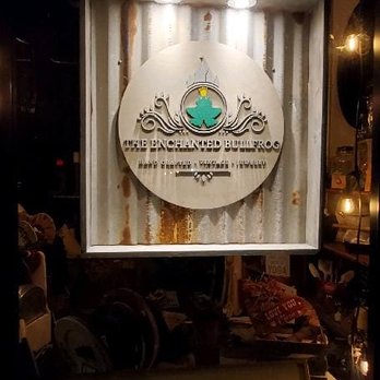 The Enchanted Bullfrog - Night view of The Enchanted Bullfrog in Buckeye, AZ. Local vendor items available! - Jewelry Near Me - Buckeye, Arizona