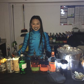 Eunice's Braiding Works - Got braided for work for Halloween. #neytiri #pollymartini #bartenderforhire - Hair Extensions Near Me - Vallejo, California