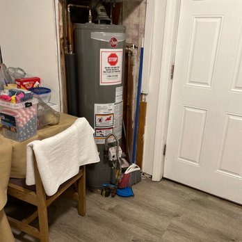 Nautical Motel - Water heater out in the open - Hotels Near Me - Hampton, New Hampshire