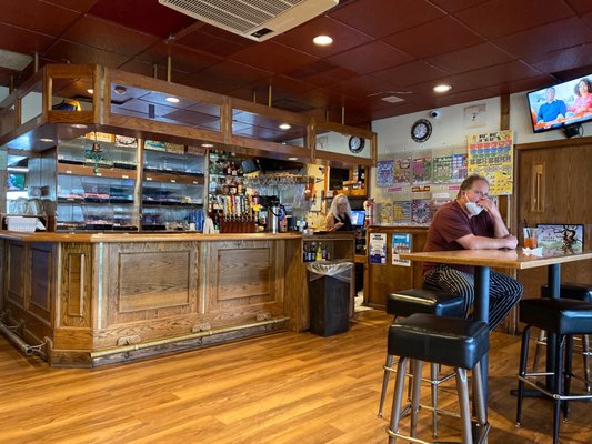 Corner Bar & Grill by null