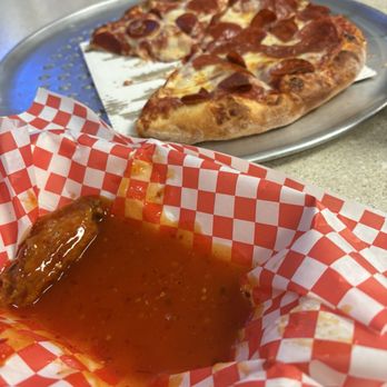 Baldwin Park Pizza - Pizza and mango habanero - Pizza Near Me - Baldwin Park, California