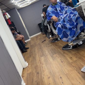 Venus Barbershop - Part of our team in action. - Barbers Near Me - Venus, Texas Venus Barbershop - Part of our team in action. - Barbers Near Me - Venus, Texas