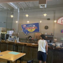 Ten Mile Creek Brewery - The bar