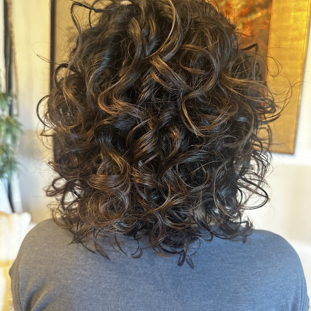 Jacqueline O'Hair - Curly hair cut - Hair Stylists Near Me - Bellevue, Washington Jacqueline O'Hair - Curly hair cut - Hair Stylists Near Me - Bellevue, Washington
