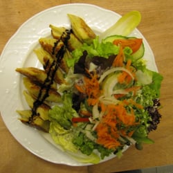 Schnick-Schnack - Salat mit Gemüsemaultaschen