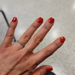 Red Nail - OPI Big Apple Red