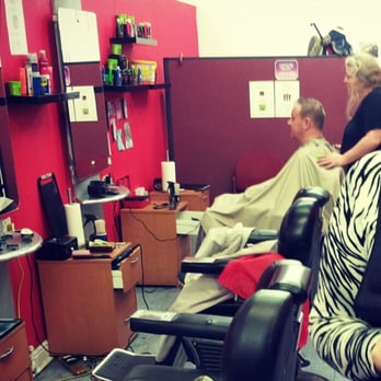 Kirkgate & Leith Barbers - inside - Barbers Near Me - Leith, EDH Kirkgate & Leith Barbers - inside - Barbers Near Me - Leith, EDH