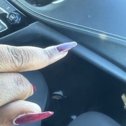 VIP Nail - Used nail glue to re-apply both has broke