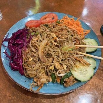 Hawkers Alley - Hawkers Soba Noodles - American Near Me - Cincinnati, Ohio