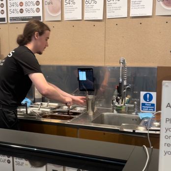 Knoops - Cafes Near Me - London, XGL Knoops - Cafes Near Me - London, XGL