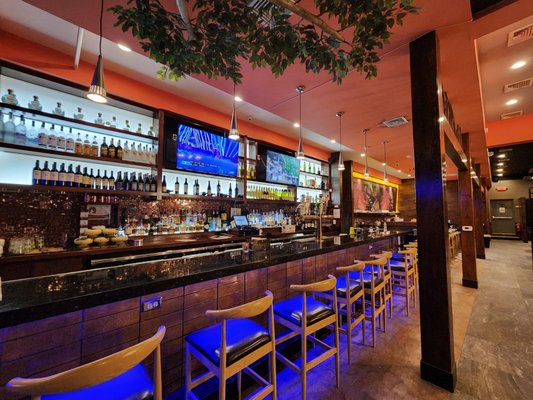 Koto Hibachi Asian Bistro & Bar, 166 Route 22 W, Dunellen, NJ