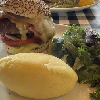 The Doric - Burger and mash - Bars Near Me - Edinburgh, EDH The Doric - Burger and mash - Bars Near Me - Edinburgh, EDH