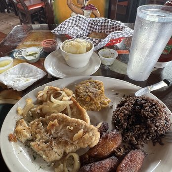 Las Palmas Cuban Restaurant - My Dinner, delish. You need to try their congris rice, very flavorful - Cuban Near Me - Mount Dora, Florida Las Palmas Cuban Restaurant - My Dinner, delish. You need to try their congris rice, very flavorful - Cuban Near Me - Mount Dora, Florida