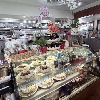 Du-Par's Restaurant - Bakeries Near Me - Los Angeles, California Du-Par's Restaurant - Bakeries Near Me - Los Angeles, California