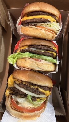 In-N-Out Burger by null