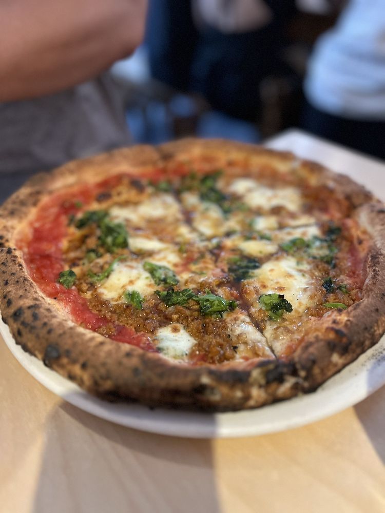 Nina Pizza Napolitaine