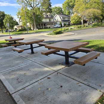 North School Park - Parks Near Me - Arlington Heights, Illinois