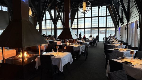 Chart House Prime by null