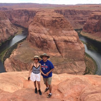 Horseshoe Bend - Me and da wife - Hiking Near Me - Page, Arizona