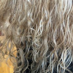 Jahaira Dominican Hair Salon - Burnt