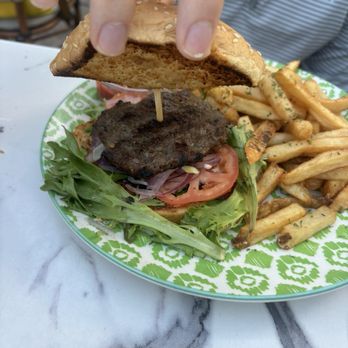 The Front Porch Cafe - Hamburger - Breakfast & Brunch Near Me - Miami Beach, Florida The Front Porch Cafe - Hamburger - Breakfast & Brunch Near Me - Miami Beach, Florida