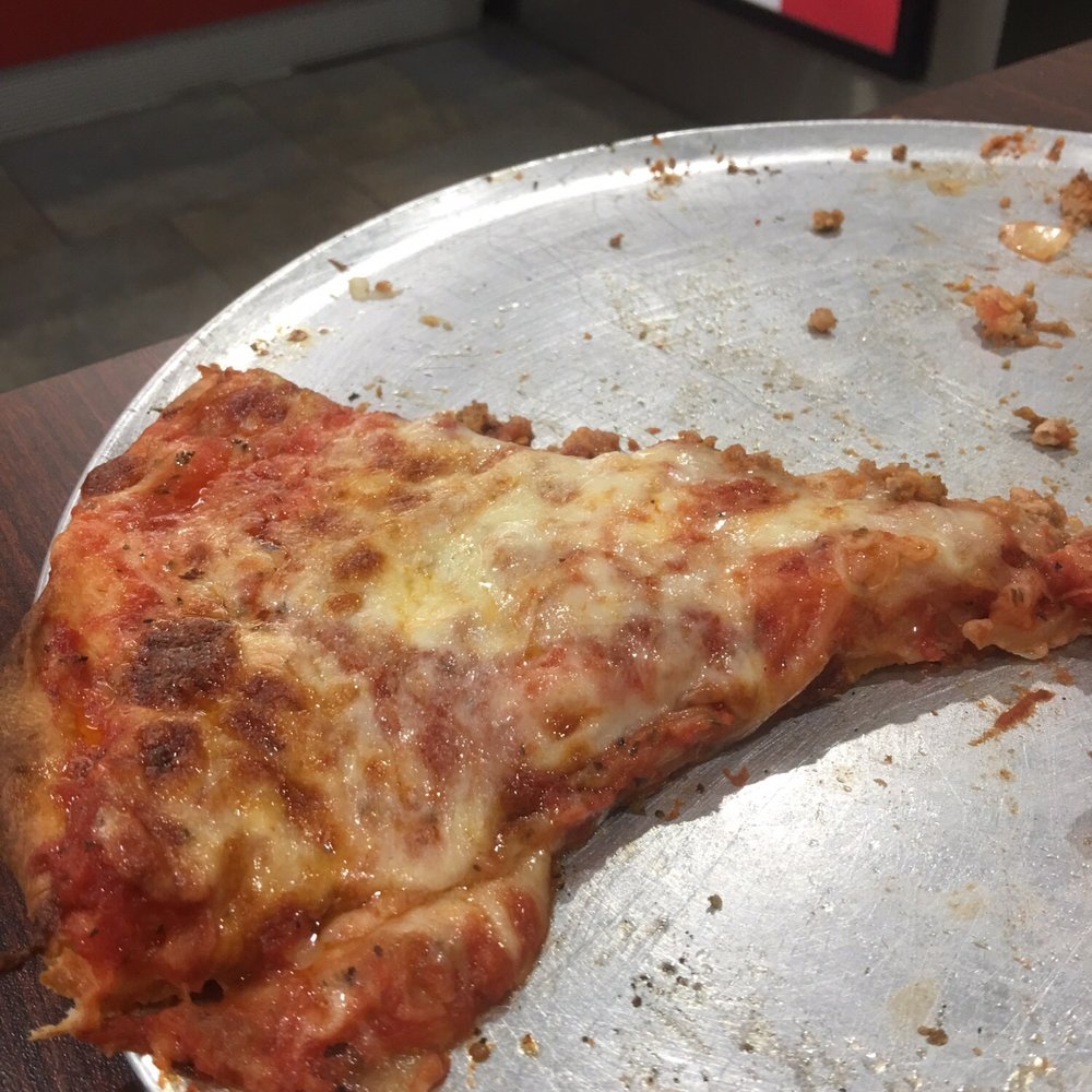 Geraci's Pizza - Pizza Near Me - Mayfield Village, Ohio
