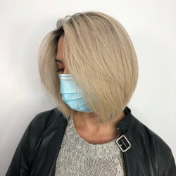 Xcellent Hair Plaza - Blonde blunt bob