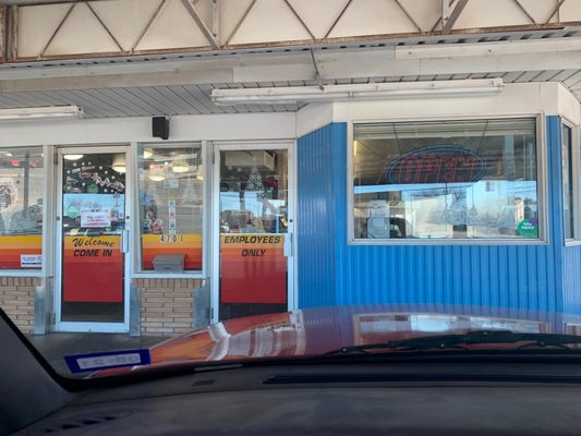 Scott's Drive-In by null