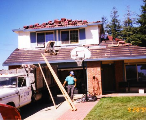 Slide of Araujo's Roofing