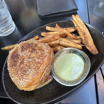 Vera Cocina & بار - Burger - Mexican Near Me - Washington, DC, District of Columbia Vera Cocina & بار - Burger - Mexican Near Me - Washington, DC, District of Columbia
