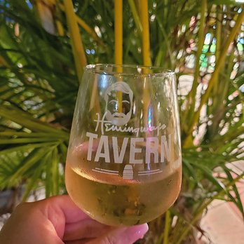 Hemingway's Tavern - New American Near Me - Melbourne, Florida