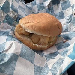 El's Drive-In - Shrimp burger
