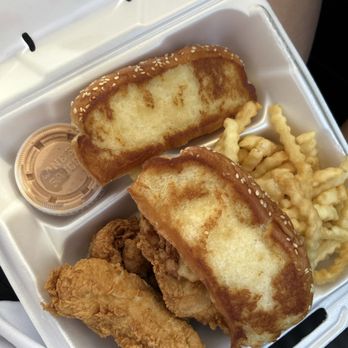 Raising Cane's Chicken Fingers - Fast Food Near Me - Cutler Bay, Florida