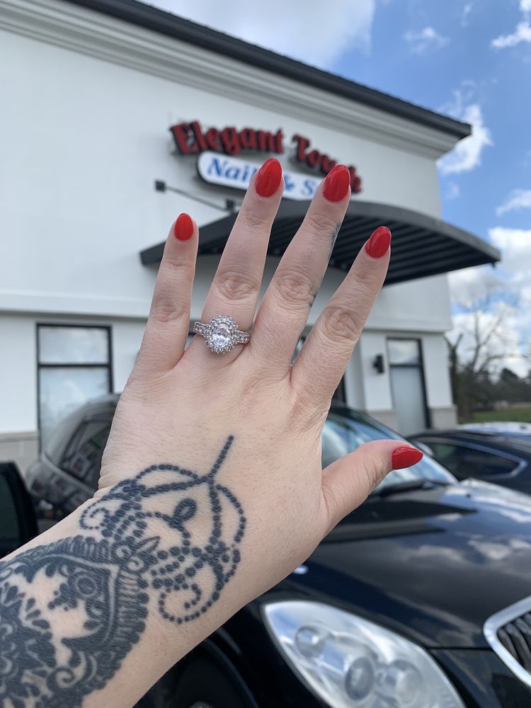 ELEGANT TOUCH NAILS & SPA Updated September 2024 11 Reviews 122 S
