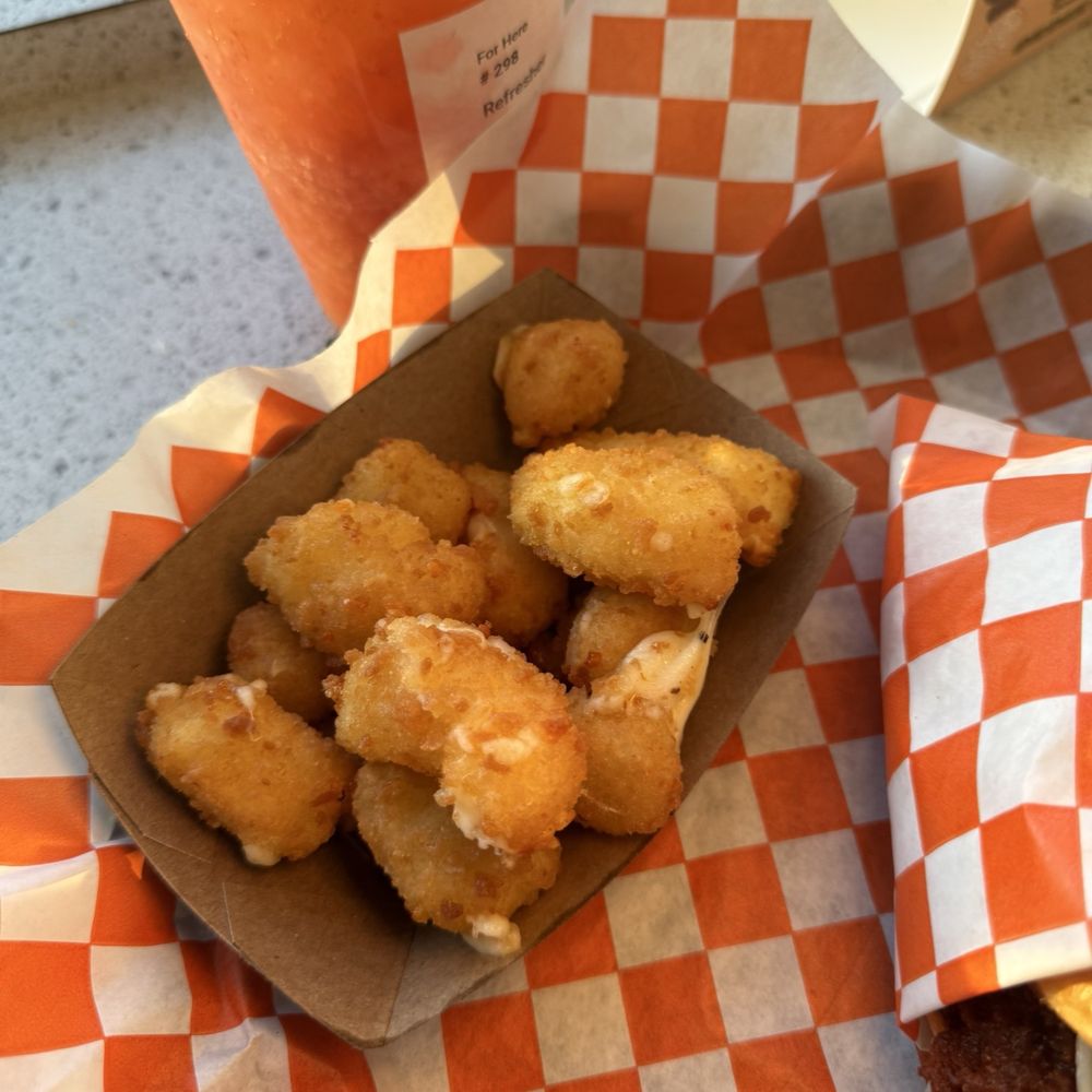 Minnie Bird - Fried Cheese Curds - Chicken Shop Near Me - Schaumburg, Illinois Minnie Bird - Fried Cheese Curds - Chicken Shop Near Me - Schaumburg, Illinois
