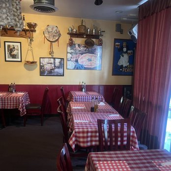 Cafe Corleone - Italian Decoration - Italian Near Me - Paramount, California