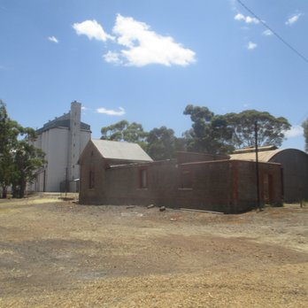 Tarlee Railway Station - Station Building - Train Stations Near Me - Riverton, SA