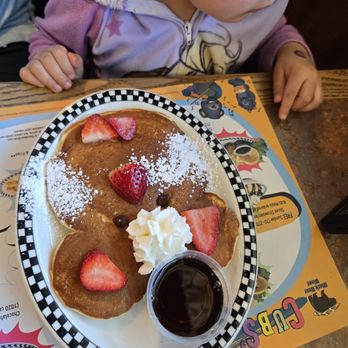 Black Bear Diner Tracy - Kids pancake - American Near Me - Tracy, California