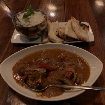 Vij's Restaurant - Lamb cumin curry - Indian Near Me - Vancouver, British Columbia
