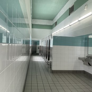 Aliso Creek Rest Area - Rest Stops Near Me - Oceanside, California