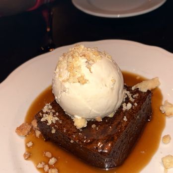 Trivoli Tavern - Sticky Date Cake - American Near Me - Chicago, Illinois Trivoli Tavern - Sticky Date Cake - American Near Me - Chicago, Illinois