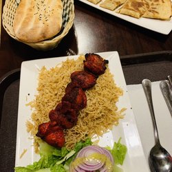 Maimana Naan & Kabab - Tandoori chicken And bolognese