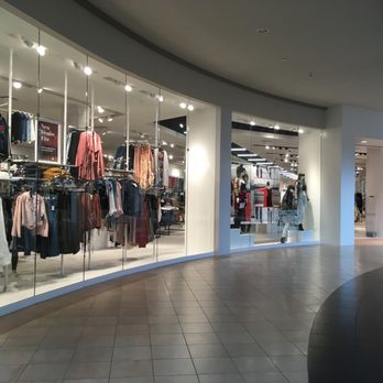 Carolina Place Mall - Forever 21 - Shopping Centers Near Me - Pineville, North Carolina