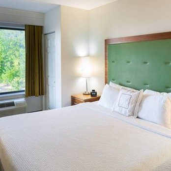 SpringHill Suites Hampton - Hotels Near Me - Hampton, Virginia SpringHill Suites Hampton - Hotels Near Me - Hampton, Virginia