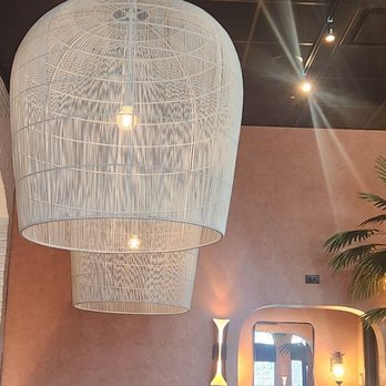 Amador Cuban Restaurant - Lighting - Cuban Near Me - Newport, Kentucky