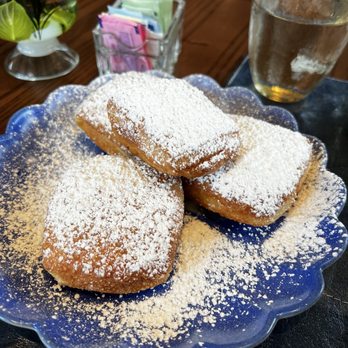Perseid - Beignets were awesome - Breakfast & Brunch Near Me - Houston, Texas Perseid - Beignets were awesome - Breakfast & Brunch Near Me - Houston, Texas