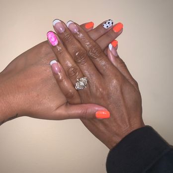 Lavish Nail Bar - Gel color changes with designs - Nail Salons Near Me - Braselton, Georgia Lavish Nail Bar - Gel color changes with designs - Nail Salons Near Me - Braselton, Georgia