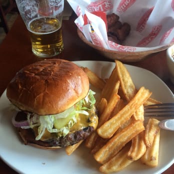 St. Louis Bar & Grill - Cheeseburger, fries, gravy, wings, pint - Chicken Wings Near Me - Burlington, Ontario St. Louis Bar & Grill - Cheeseburger, fries, gravy, wings, pint - Chicken Wings Near Me - Burlington, Ontario