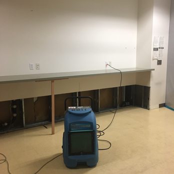 Mold Masters - Glendale - Small Water damage, process of drying 24-48 hours - Damage Restoration Near Me - Glendale, California Mold Masters - Glendale - Small Water damage, process of drying 24-48 hours - Damage Restoration Near Me - Glendale, California